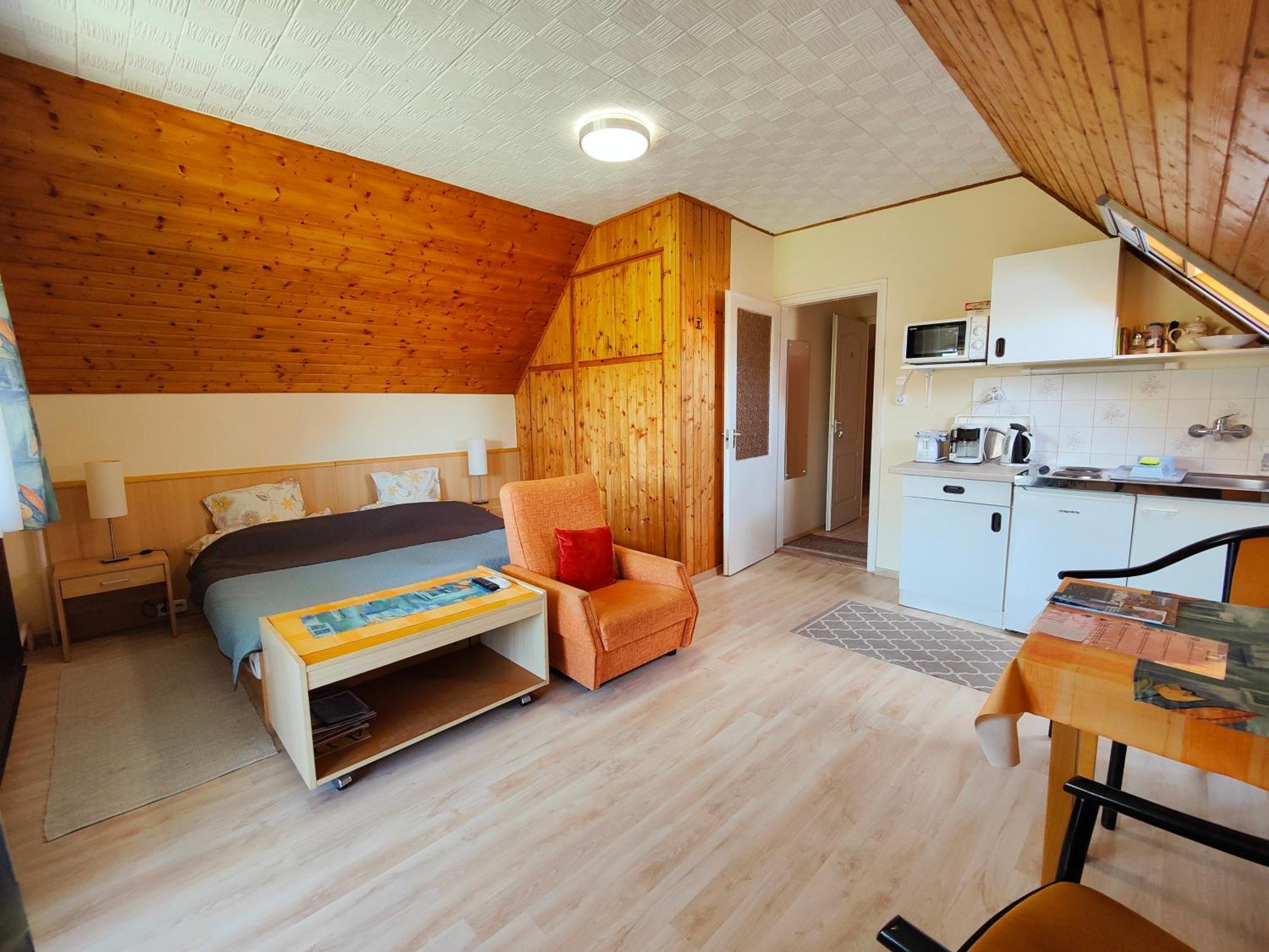 Viola House Hotel เฮวิซ ภายนอก รูปภาพ